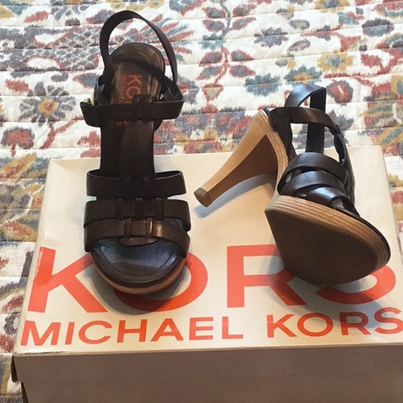 Michael Kors Heels - Picture 1 of 4
